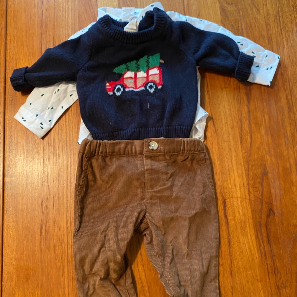 Starting Out Christmas outfit